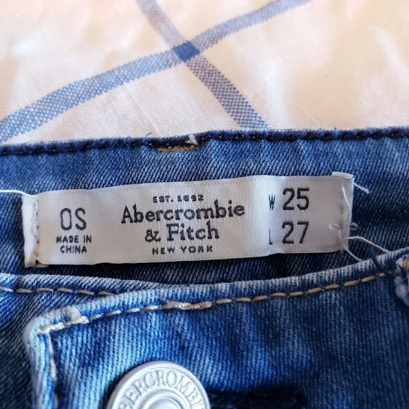🪴BOGO FREE🪴 Abercrombie High Rise Skinny Jean Size 0/25 SHORT - Picture 4 of 4